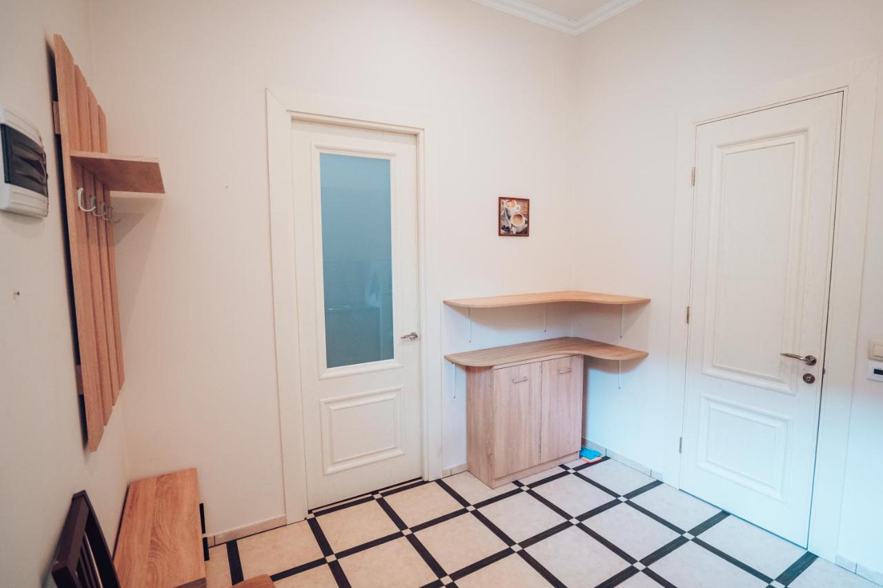 Wonderful Flat On City Center Uzhhorod Exterior photo